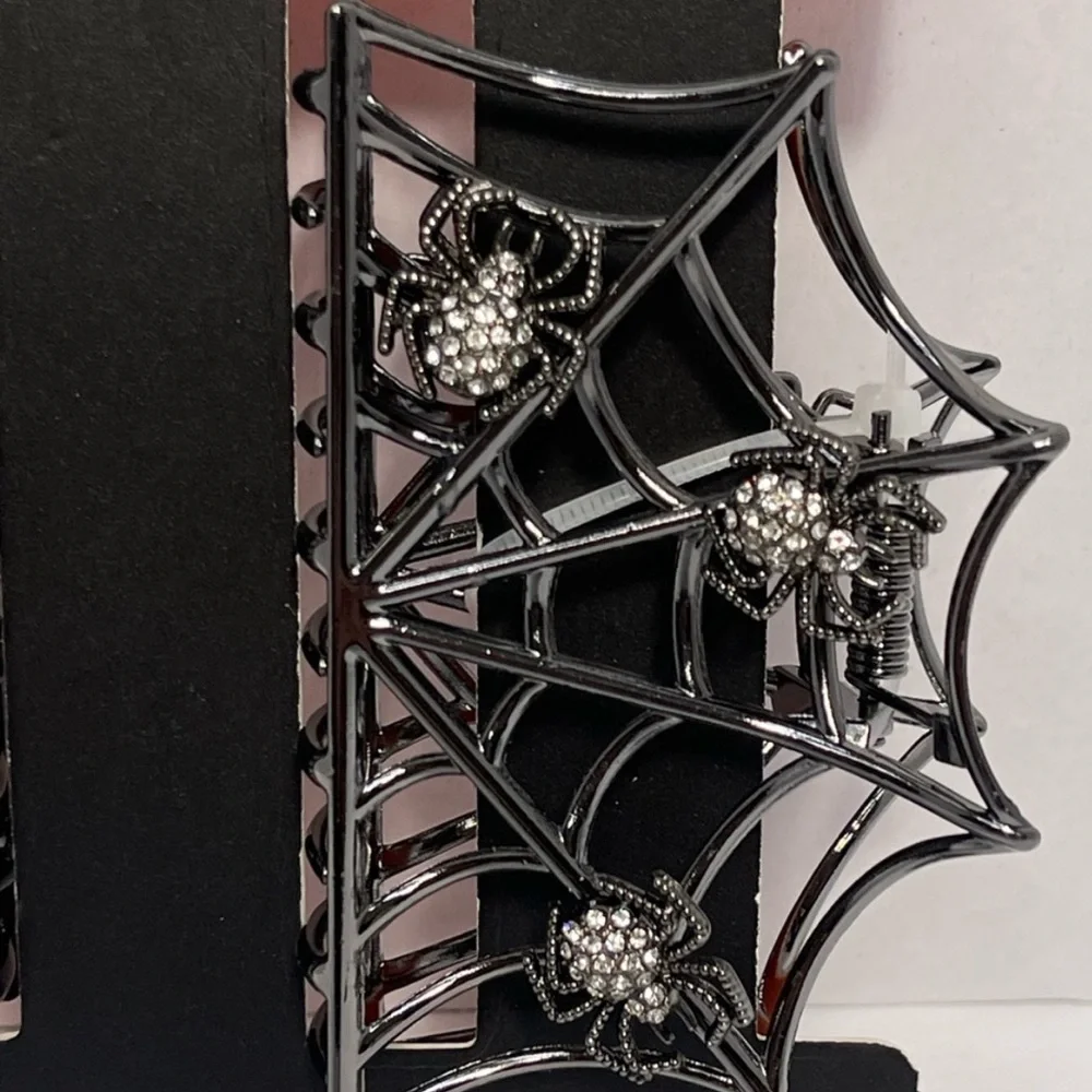 NWT ⚜️🖤⚜️ Piper K HALLOWEEN Hair Claw Clips Spooky Spiders & Spider Webs